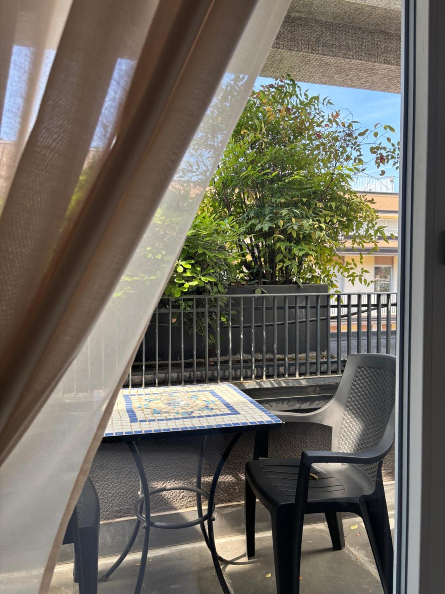 Enjoy Garden - Flavio Baracchini 9 - Rooms Milano Ngoại thất bức ảnh